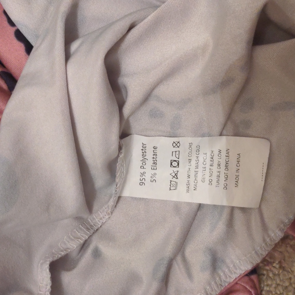 Crew Neck lounge top - Picture 2 of 3